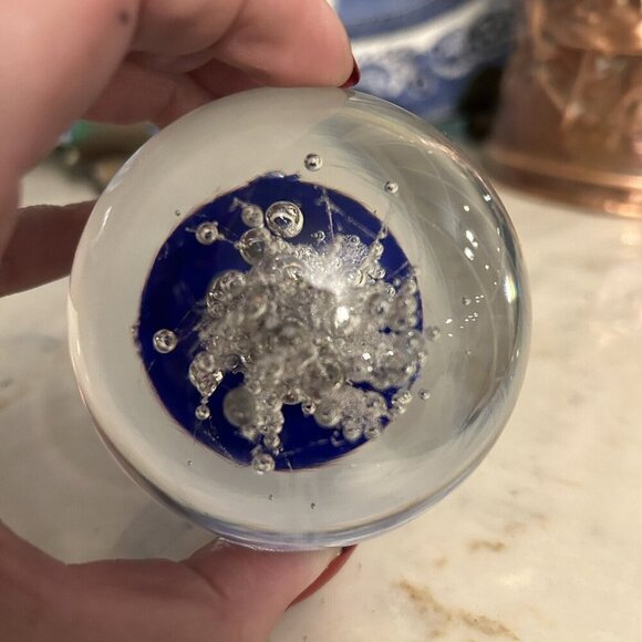 Adam Jablonski Hand Crafted Art Glass Crystal Swirl Faceted Paperweight,  Signed - Picture 3 of 7